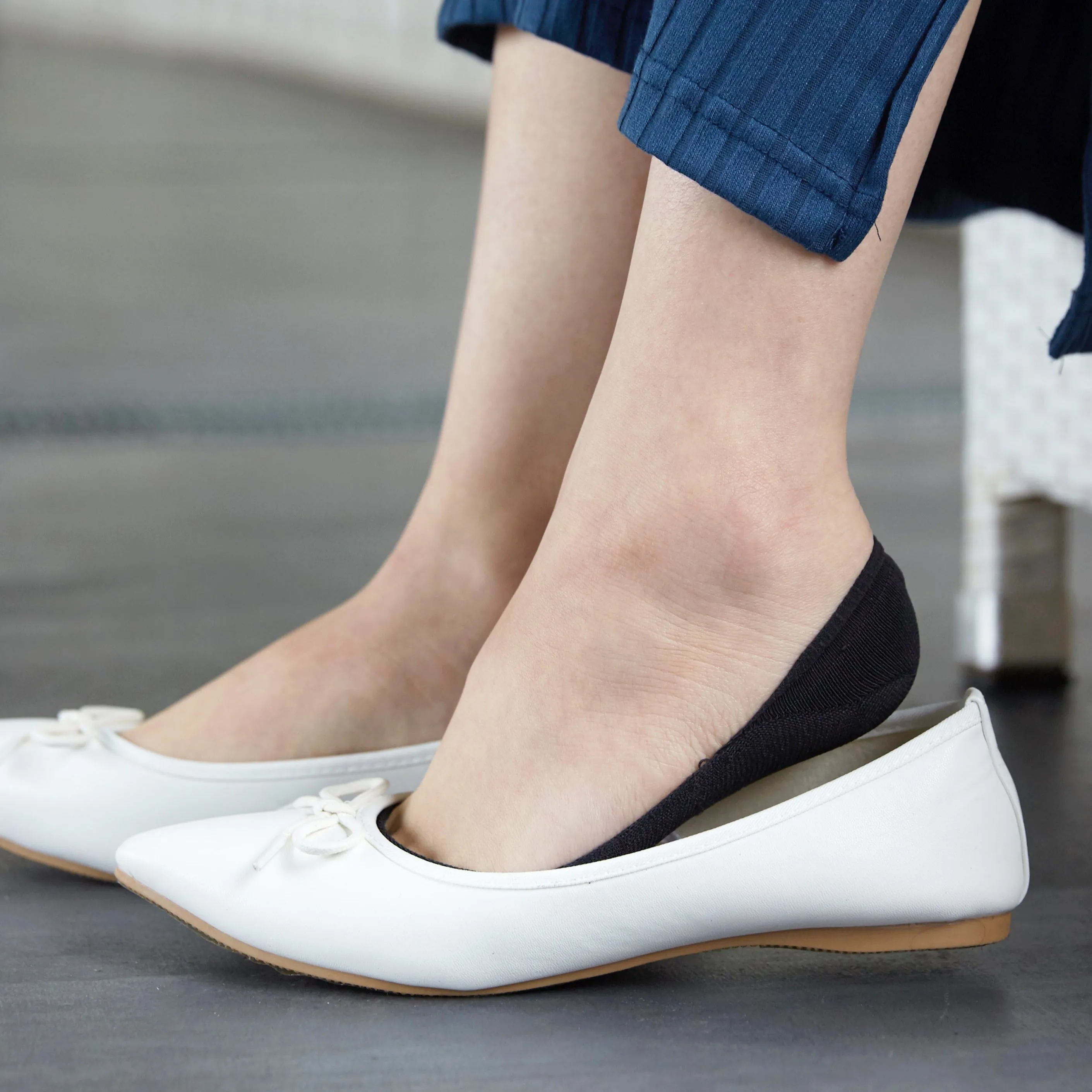 011111112 Plain Heel Fit Nylon No-Show Socks M