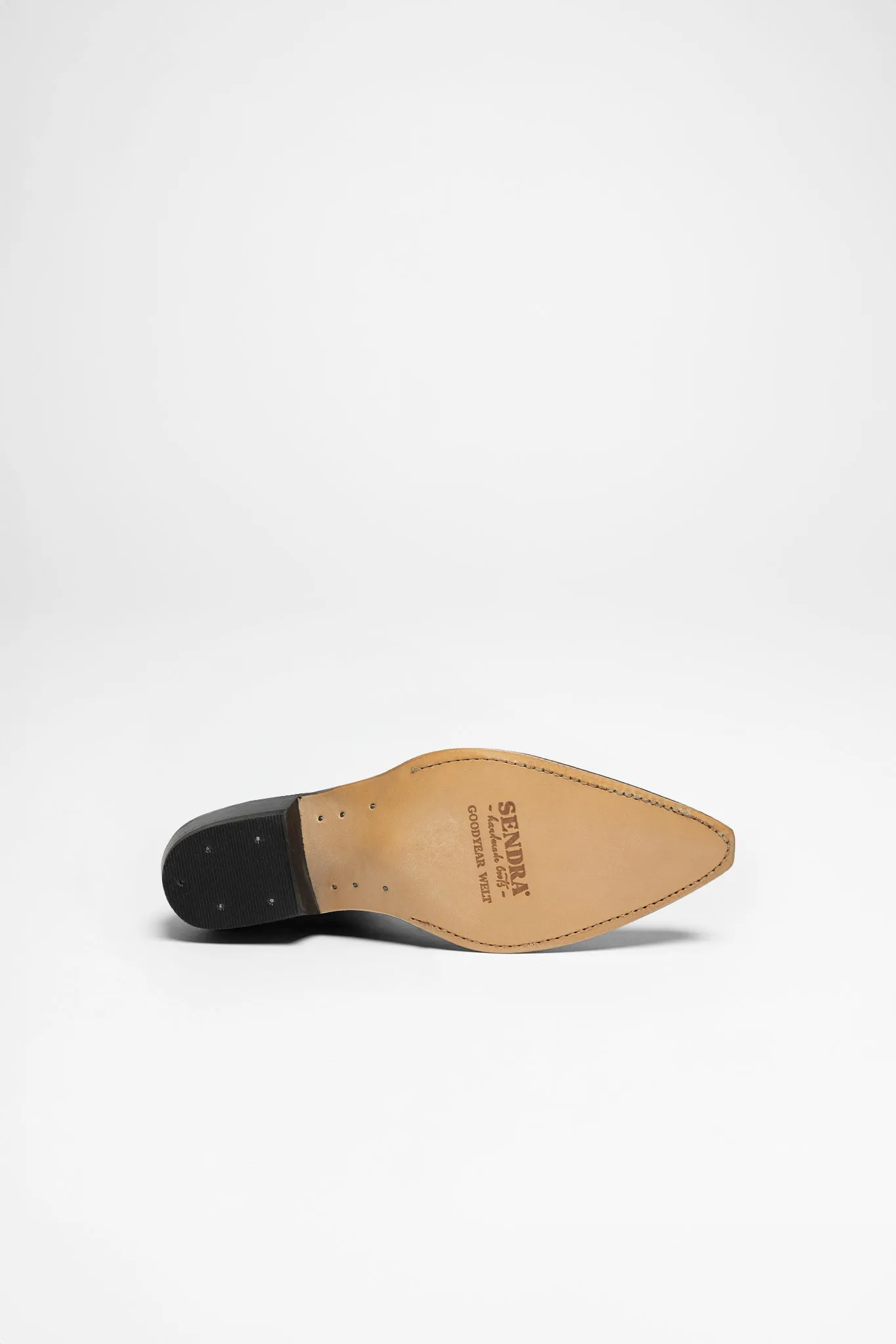 1692 CUERVO MICK Herren Schwarz