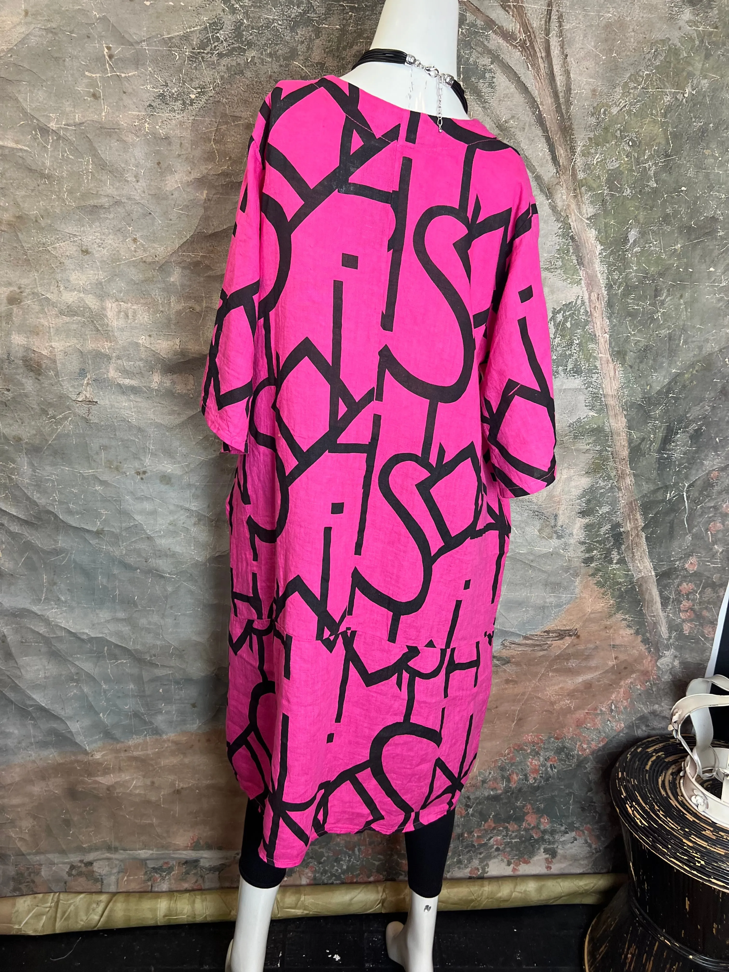 91470 S/Slv Tunic Letter Dress-Fuchsia Pink