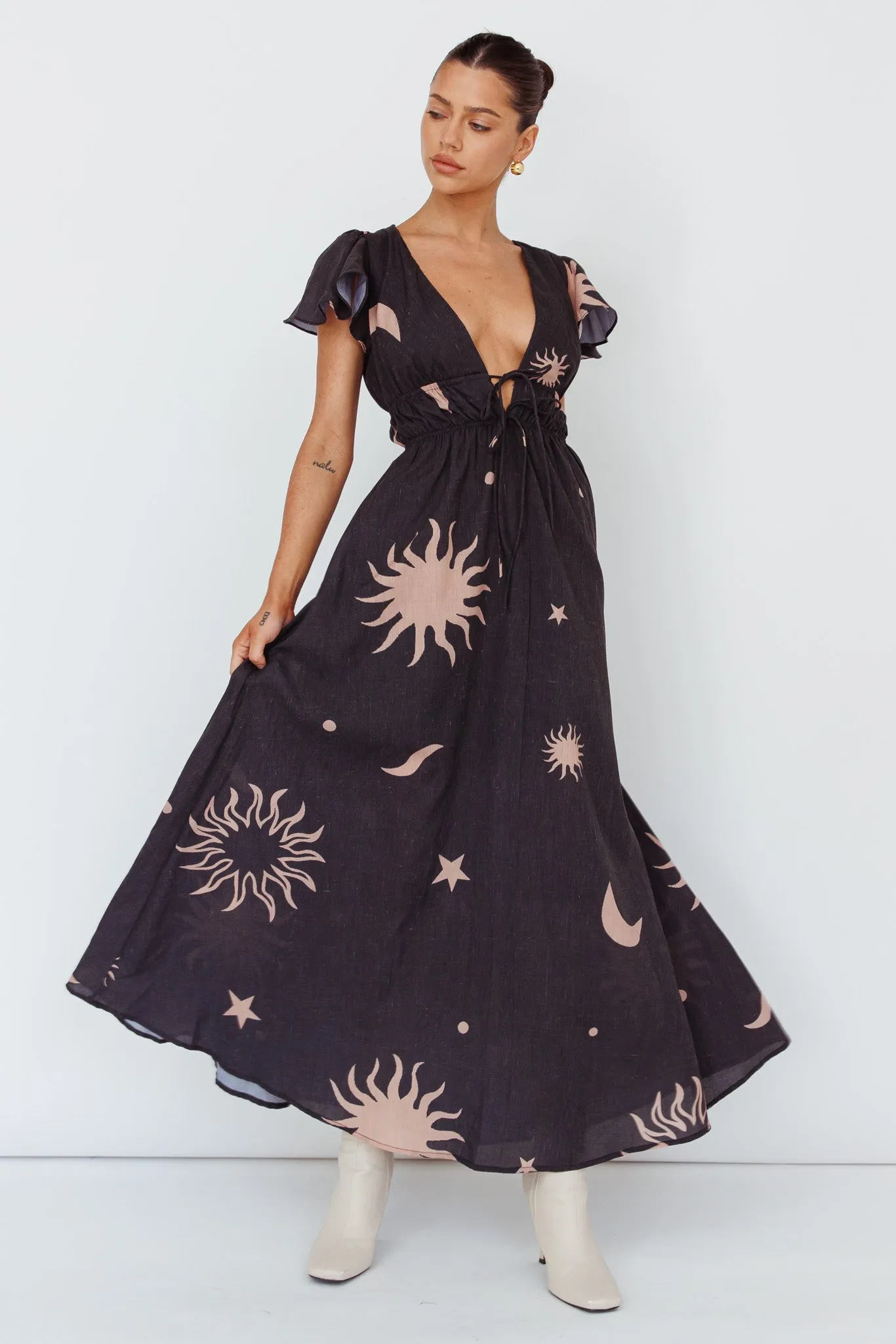 Carnivale Angel Sleeve Maxi Dress Black/Beige