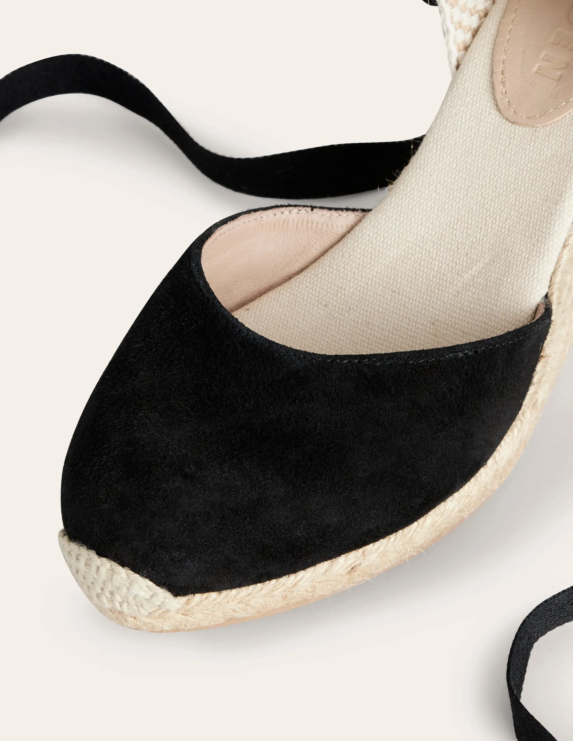 Cassie Espadrilles mit Keilabsatz-Schwarz