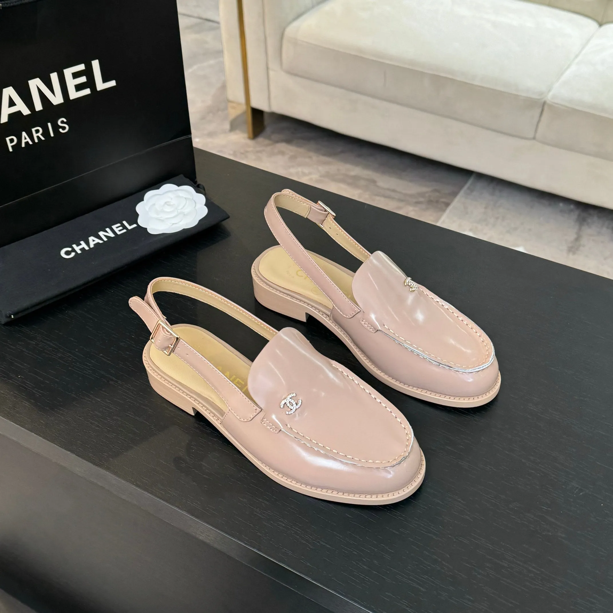 CC 25C Slingback Loafer Beige Patent Leather