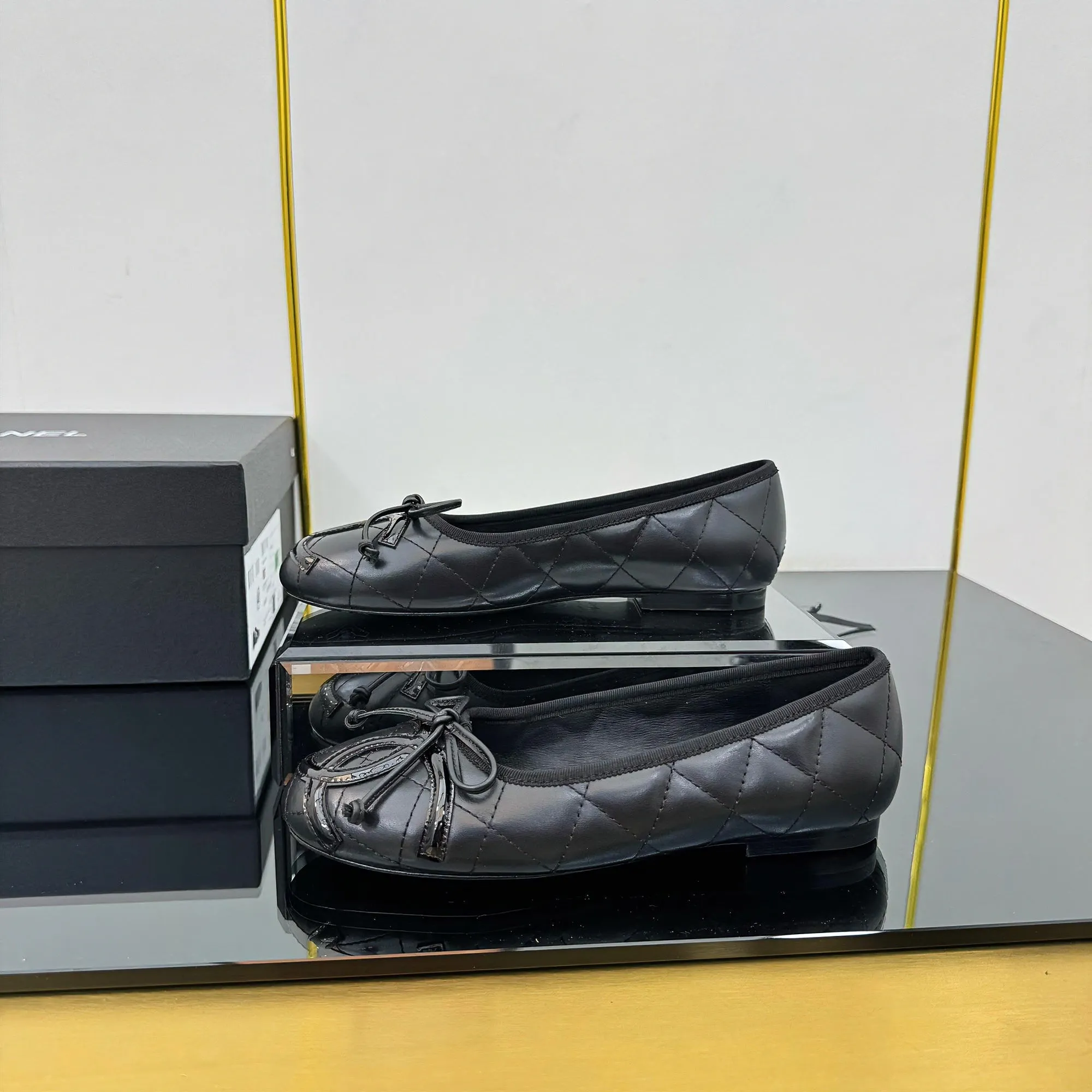 CC Loafers Black Sheepskin Mix Bow 297795