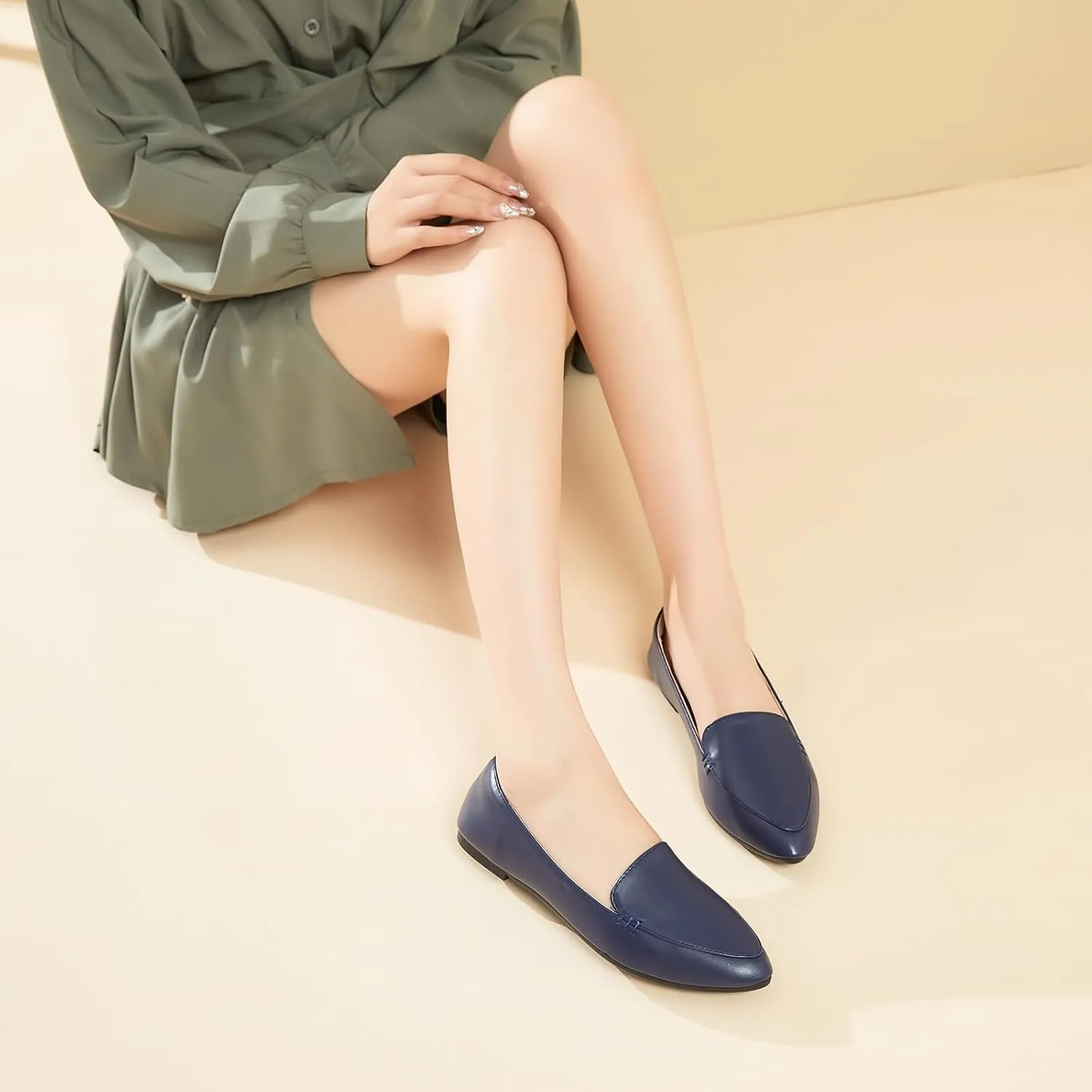 FINIWOR Loafers for Women Flats Shoes Women Pointed Toe Dress Shoes Comfortable Memory Foam Penny Loafers Slip On Shoes