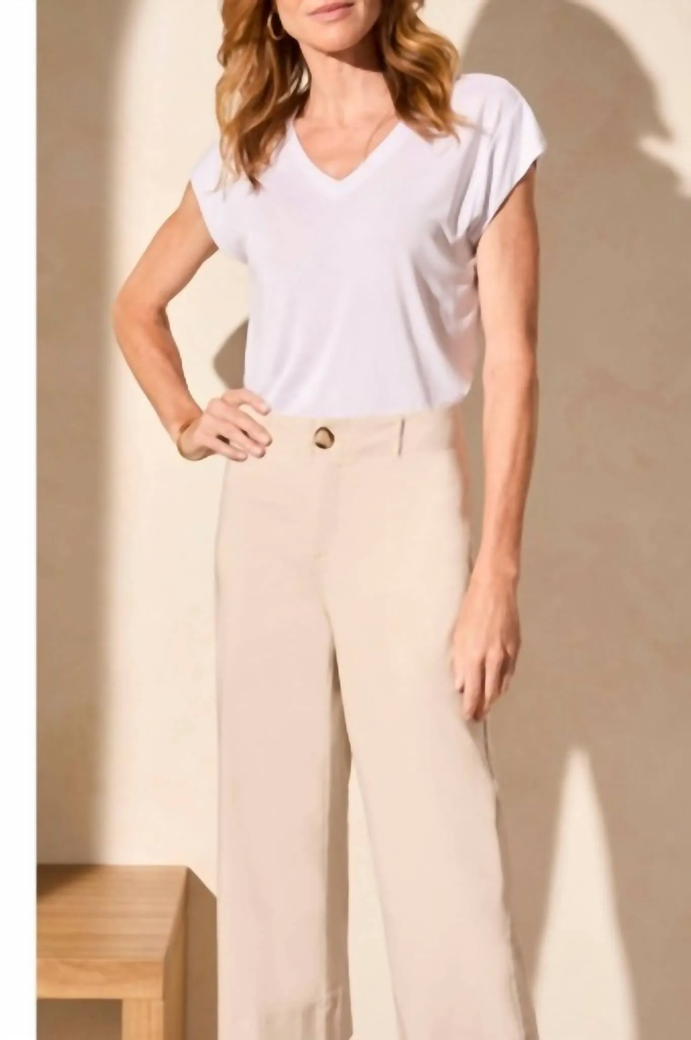 Flowy High Rise Twill Capri Pant In French Oak