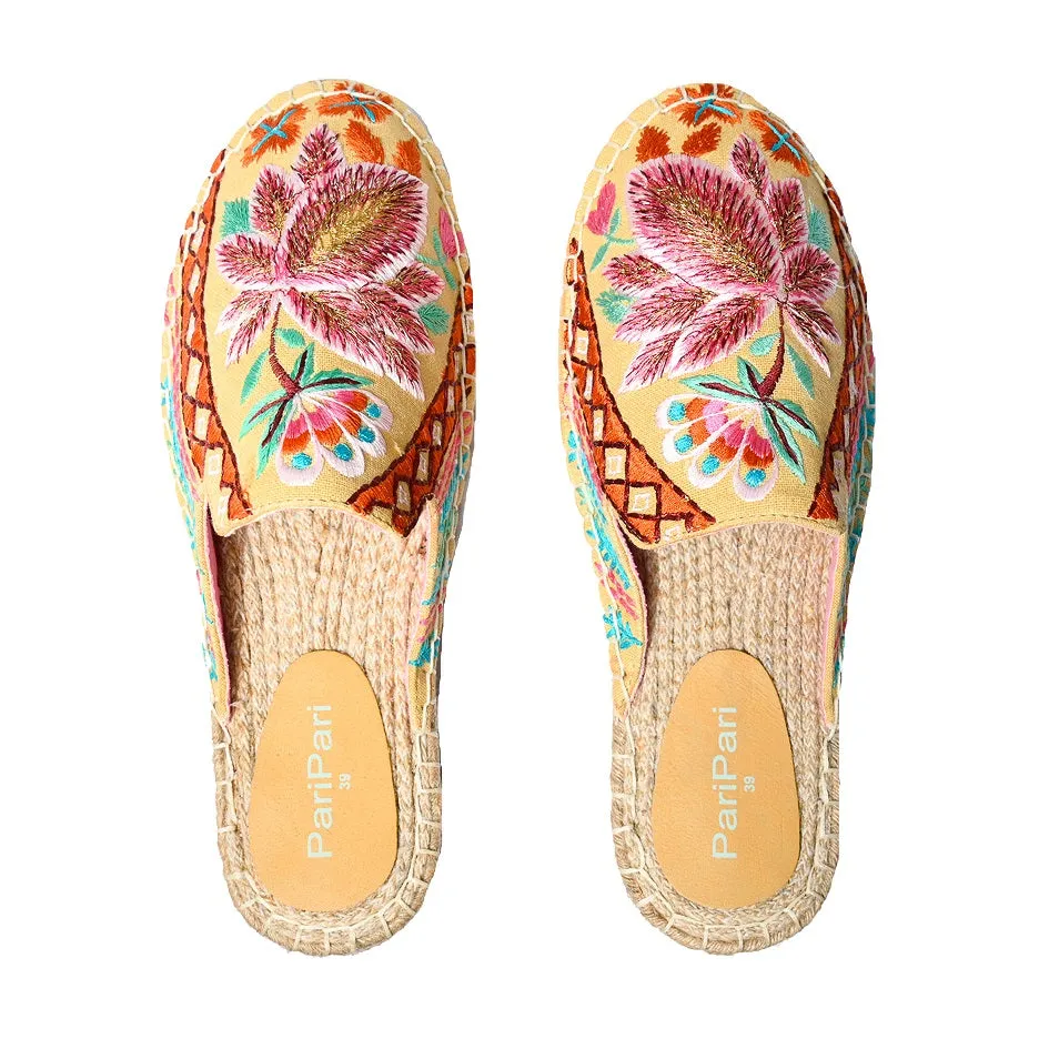 Kamal Beige Espadrilles Platforms