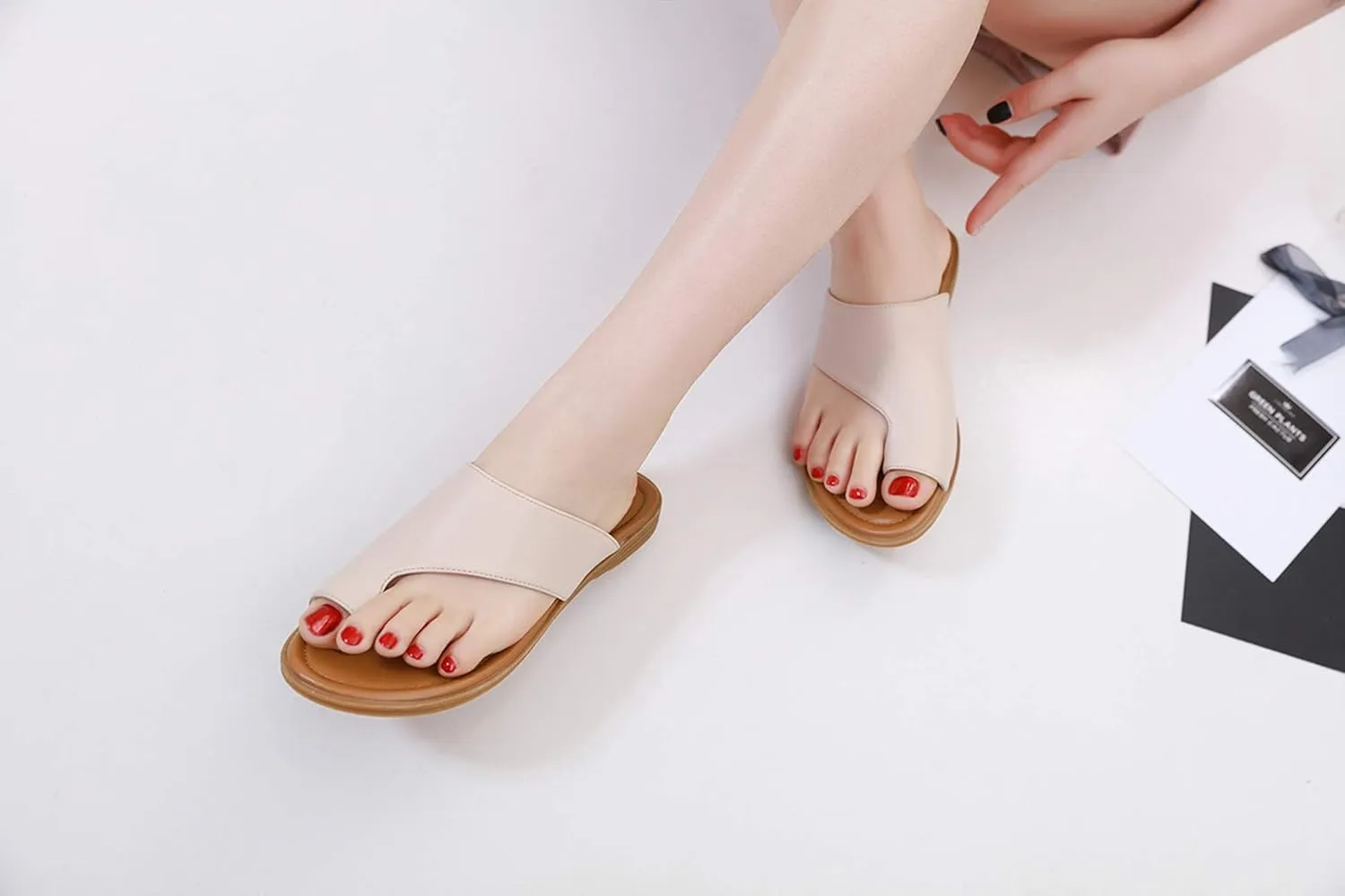 KINOW Bunion Sandals for Women Orthopedic Flat Shoes Toe Ring Slide Flip Flop Slippers