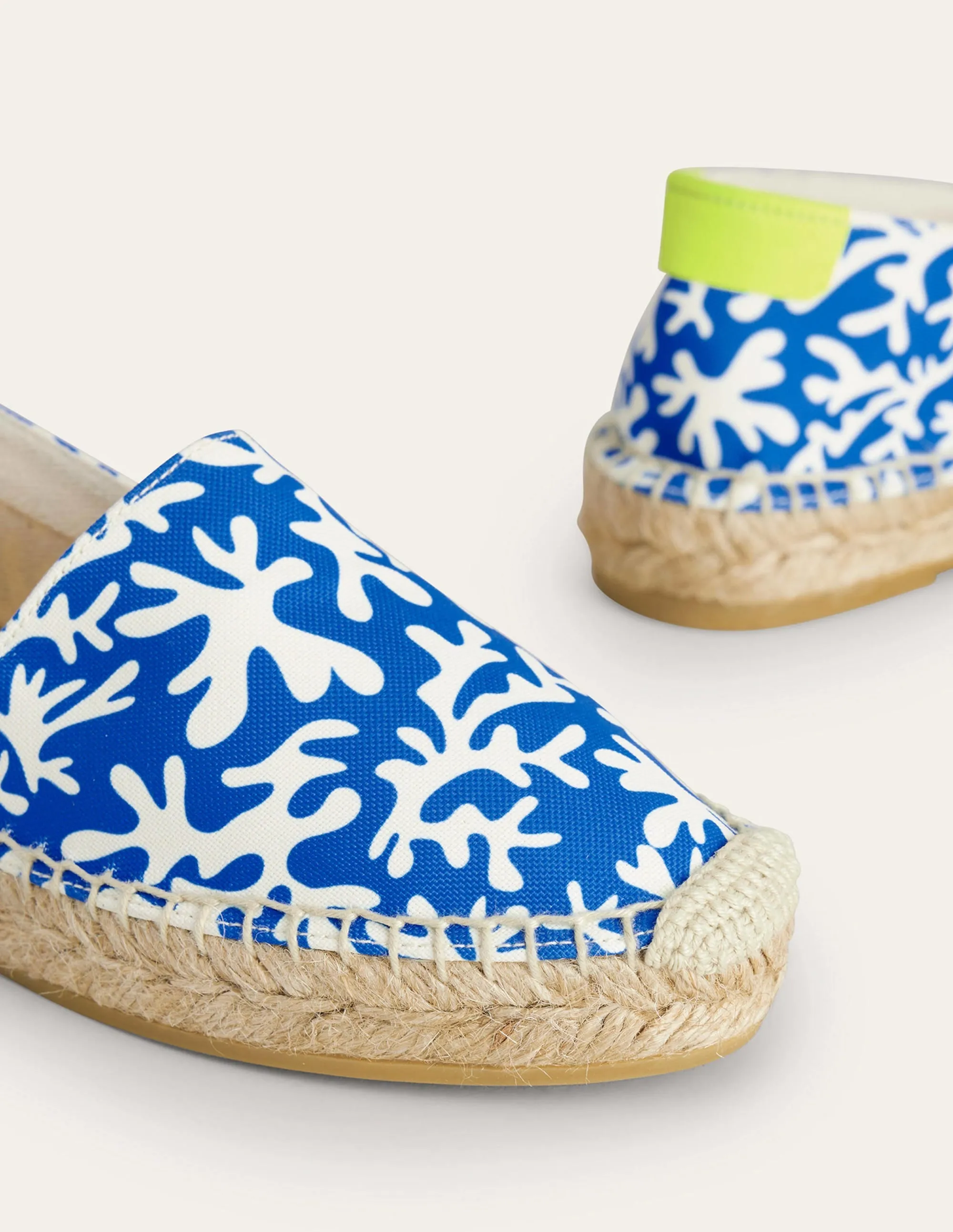Klassische Espadrilles mit flacher Sohle-Marokkoblau
