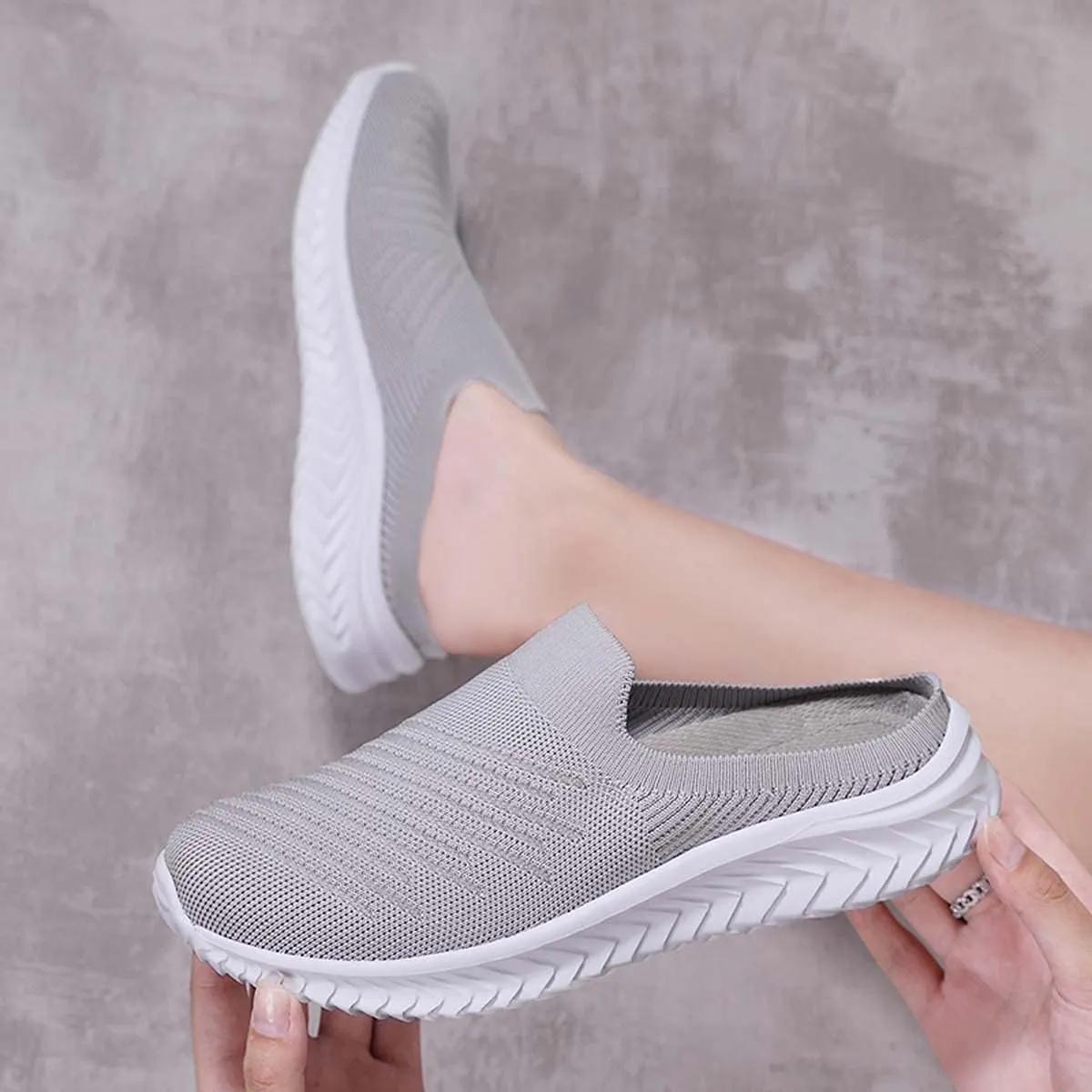 Ladies Lightweight Knitted Mesh Fabric Non-Slip Rubber Soles Garden Shoes Breathable Beach Shoes Clogs Mules Shoes