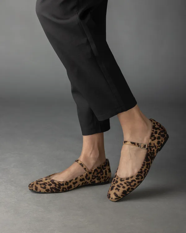 Leopard Ballerinas