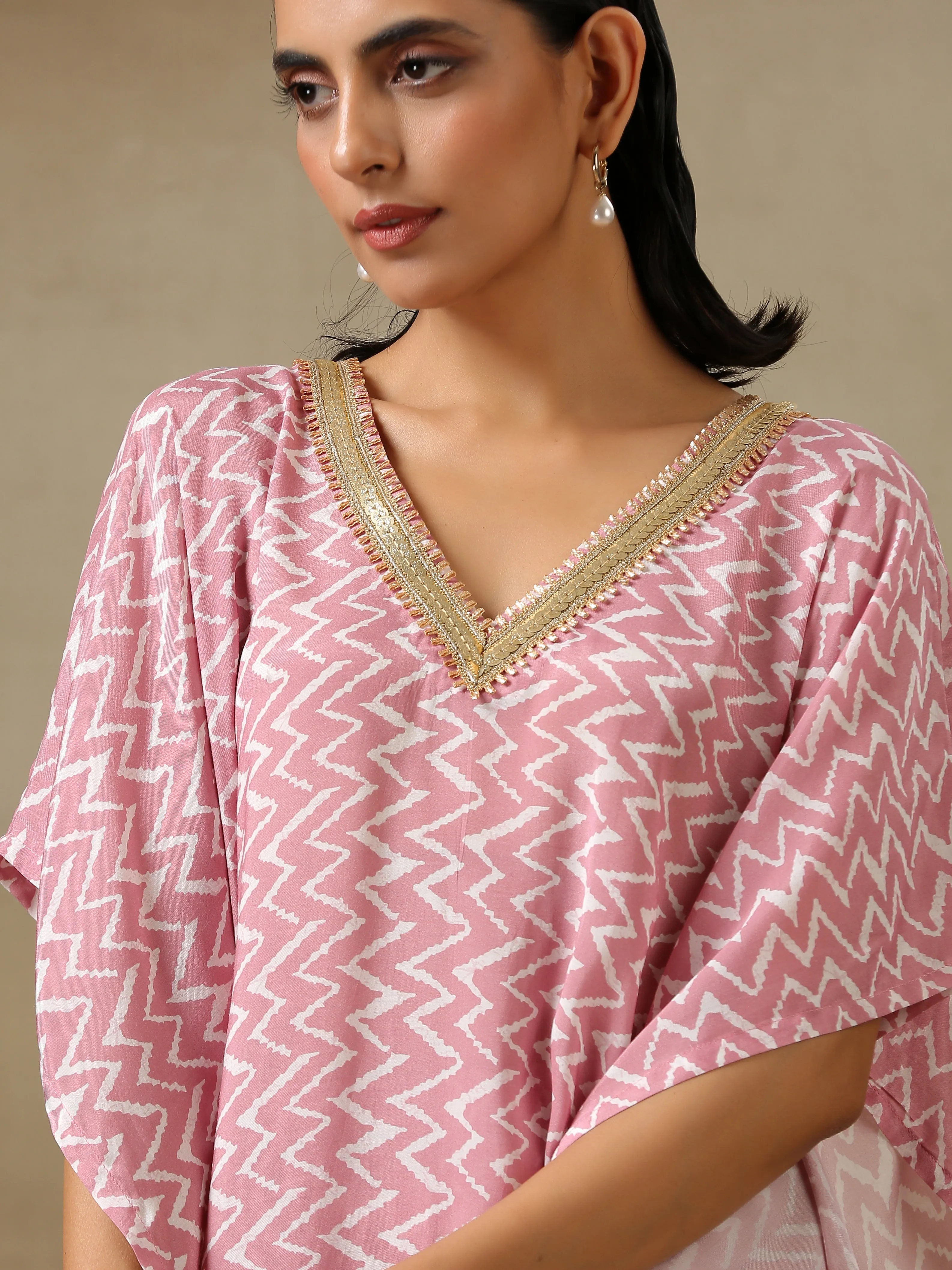 Light Mauve Bandhani Printed Silk Kaftan Kurta Pant Set