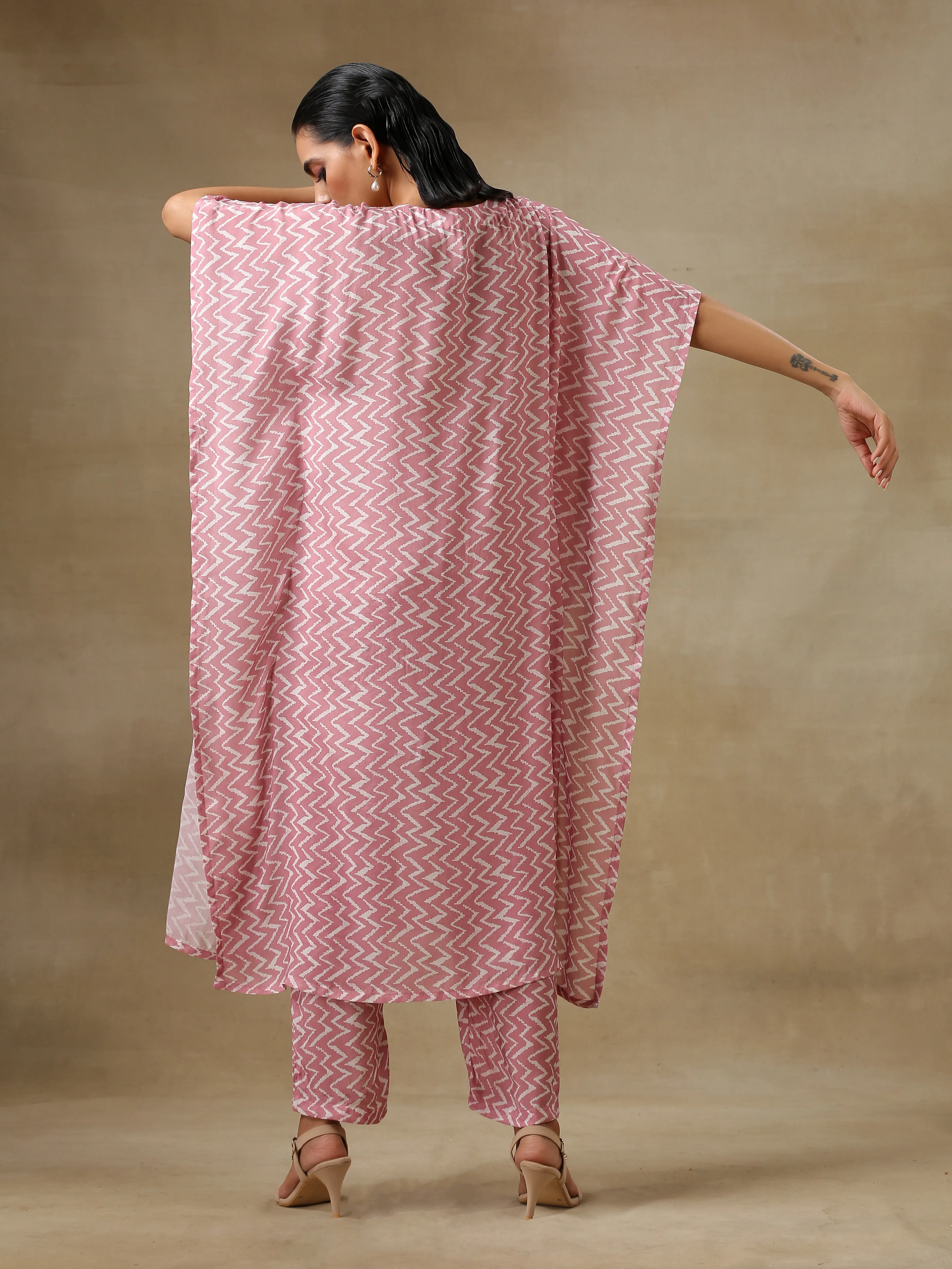 Light Mauve Bandhani Printed Silk Kaftan Kurta Pant Set