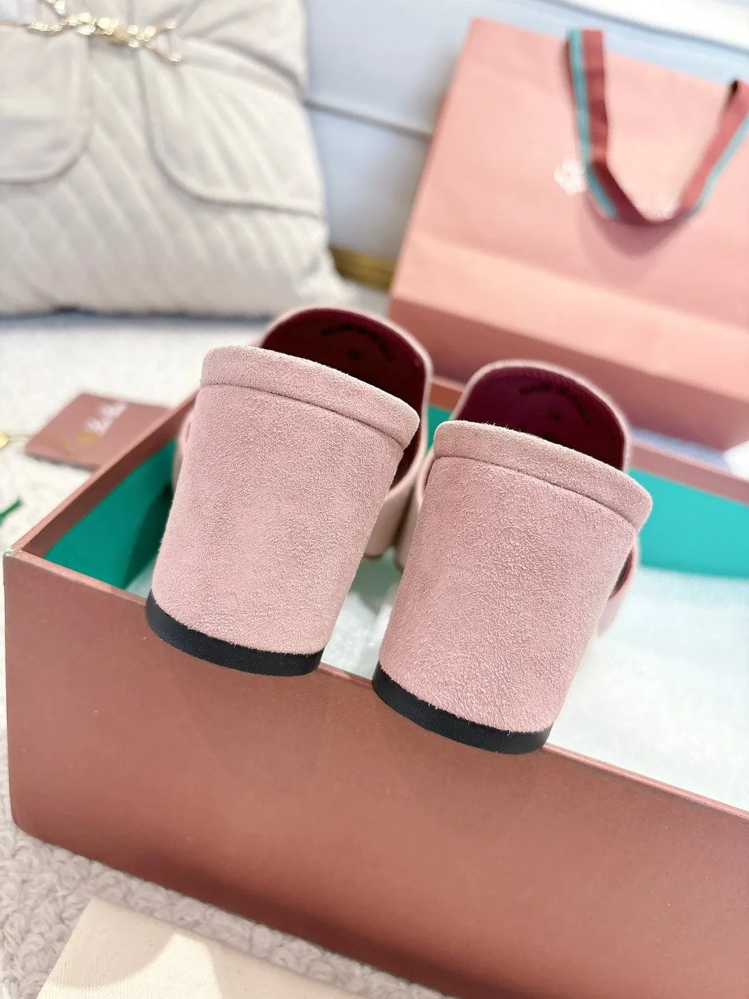 LP 25 Summer Charm Sandal 55 Pink Suede