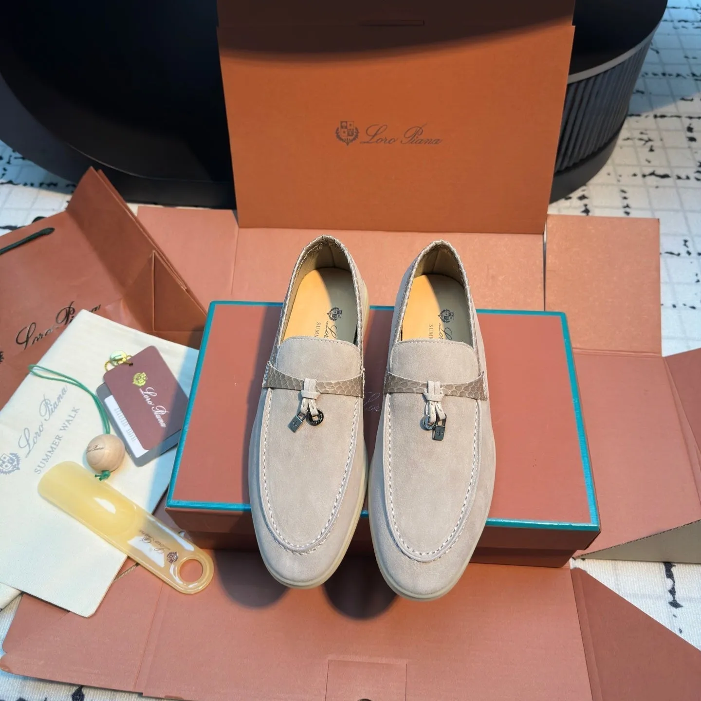 LP Summer Walk Loafer Taupe Suede 219158