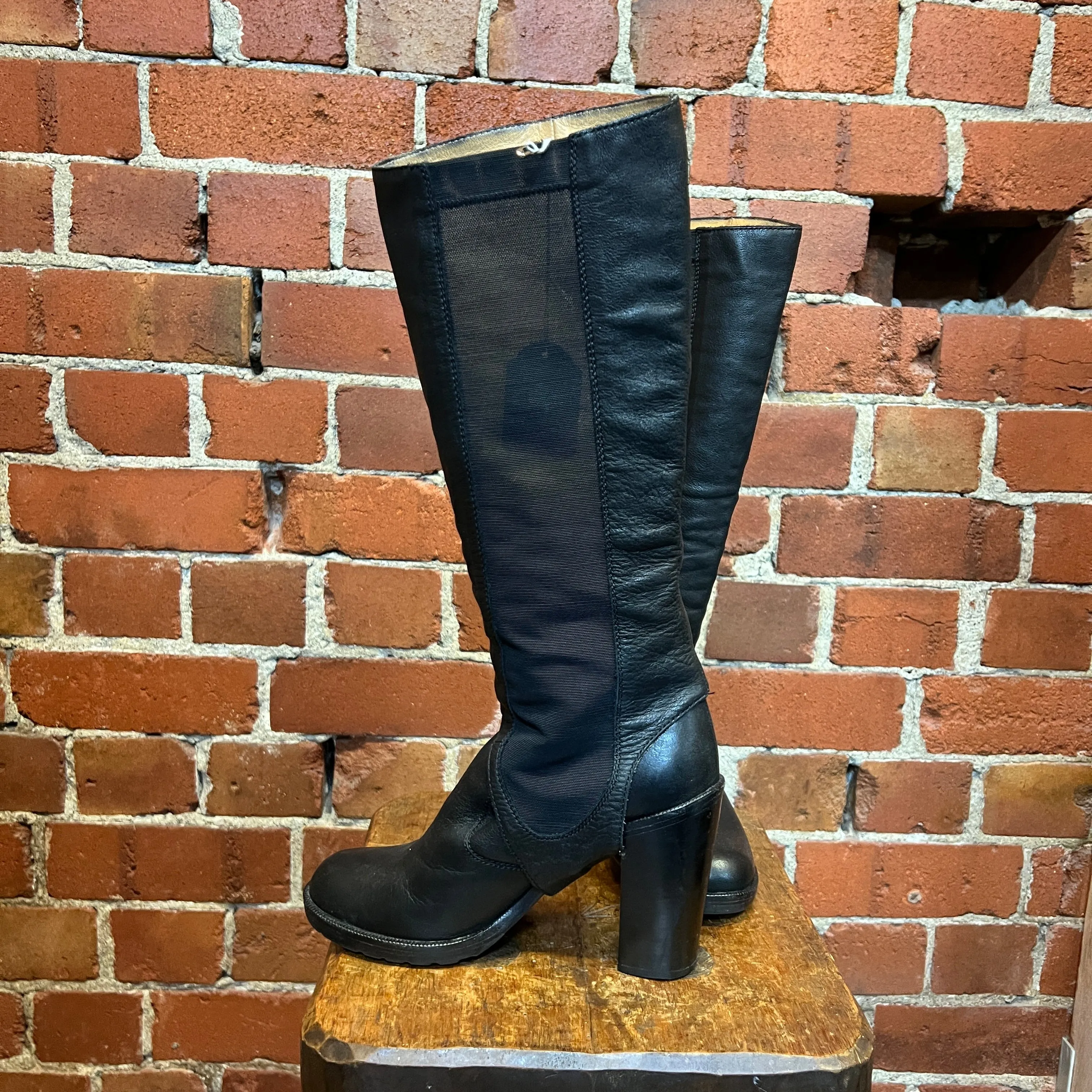 MARTIN MARGILEA ankle and knee high boots 38