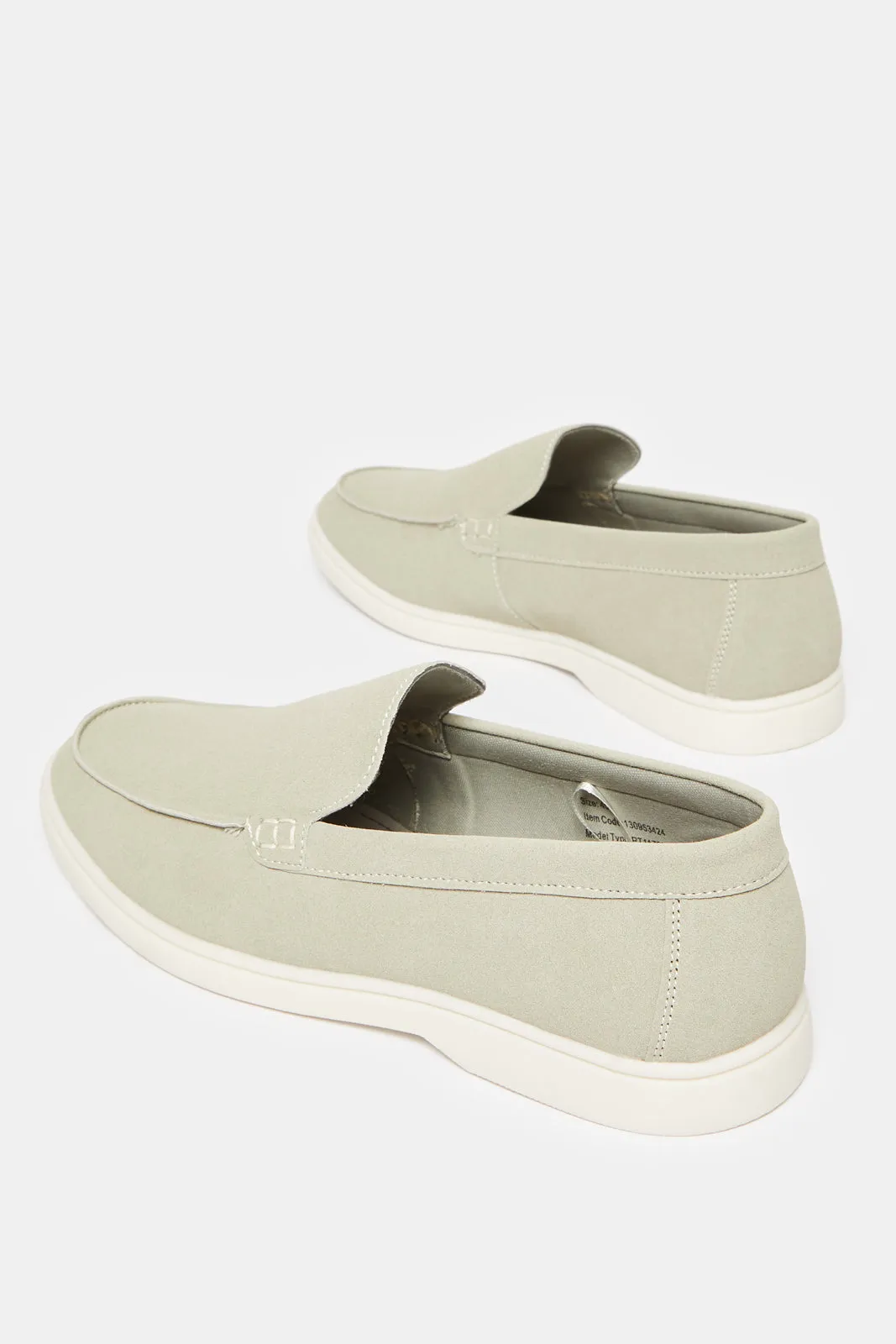 Men Grey Plain Loafer