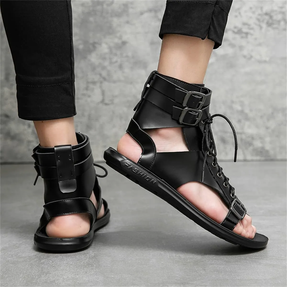 Men's Gladiator Sandals Summer Outdoor Non-Slip Beach Sandals Shoes High Top Lace-Up Buckle Sandals Leather Roman Sandals Clip Toe Flip-Flops Flats Summer Zipper Shoes for Walking Hiking