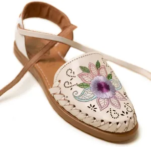 Mexico en la Piel Handcrafted Leather Huarache Sandals for Women - Roman Lace-Up Design, Crepe Sole, Floral Embroidery, Lightweight and Breathable, Available in Natural, Shedron, and White