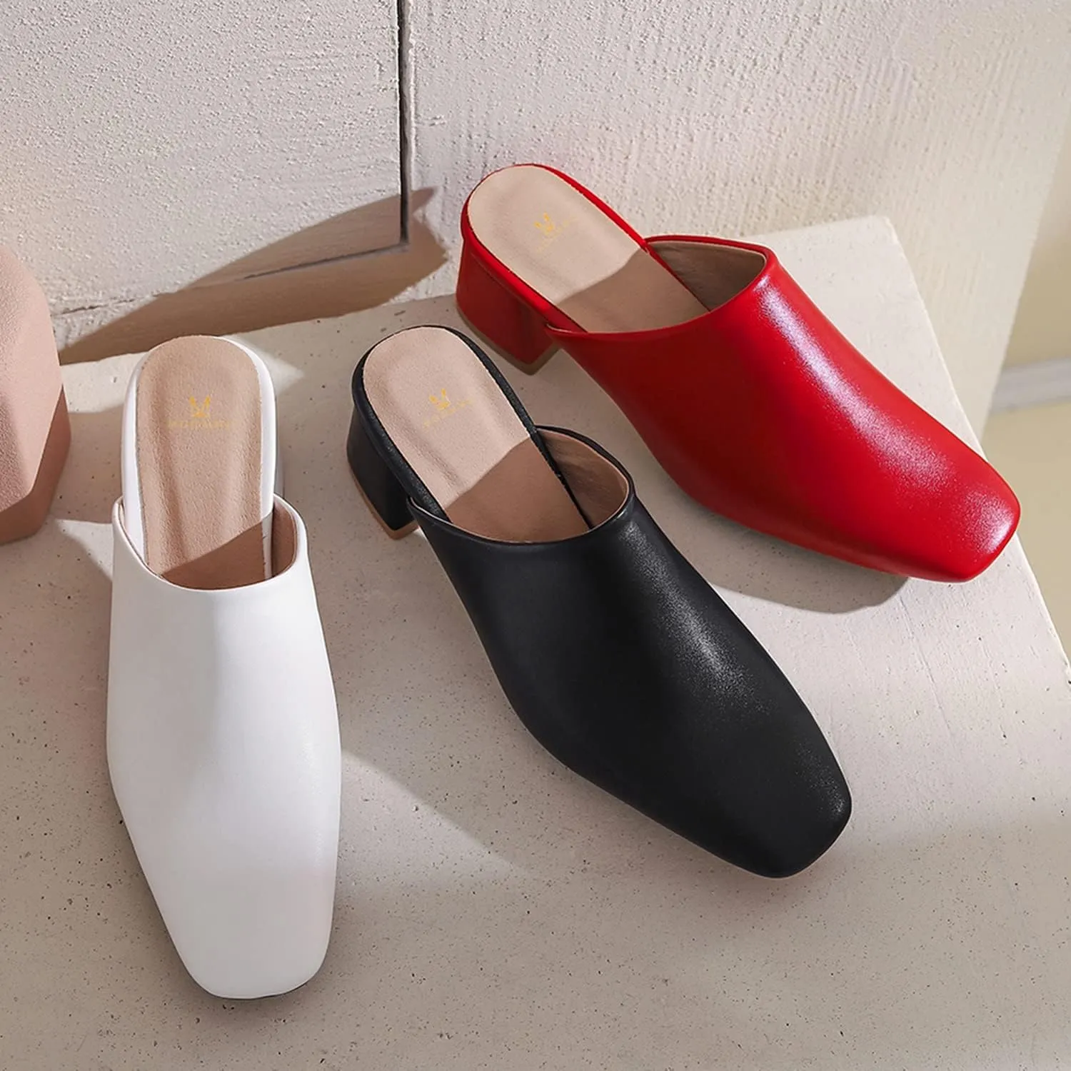 MOOMMO Women Chunky Heel Mules Closed Toe Square Toe Slip On Backless Pumps Mid Block Heel Comfort Matte Leather Slide Sandals Casual Classic Outdoor Slippers Office Casual Basic Dress Shoes 5-13 M US