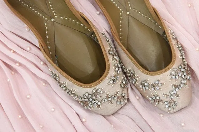 Nude, dupion silk base jutti | handmade genuine leather punjabi jutti/khussa/mojari/flats/bridal shoes