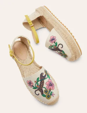 Plateau-Espadrilles-Bunt, Exotisches Paradies