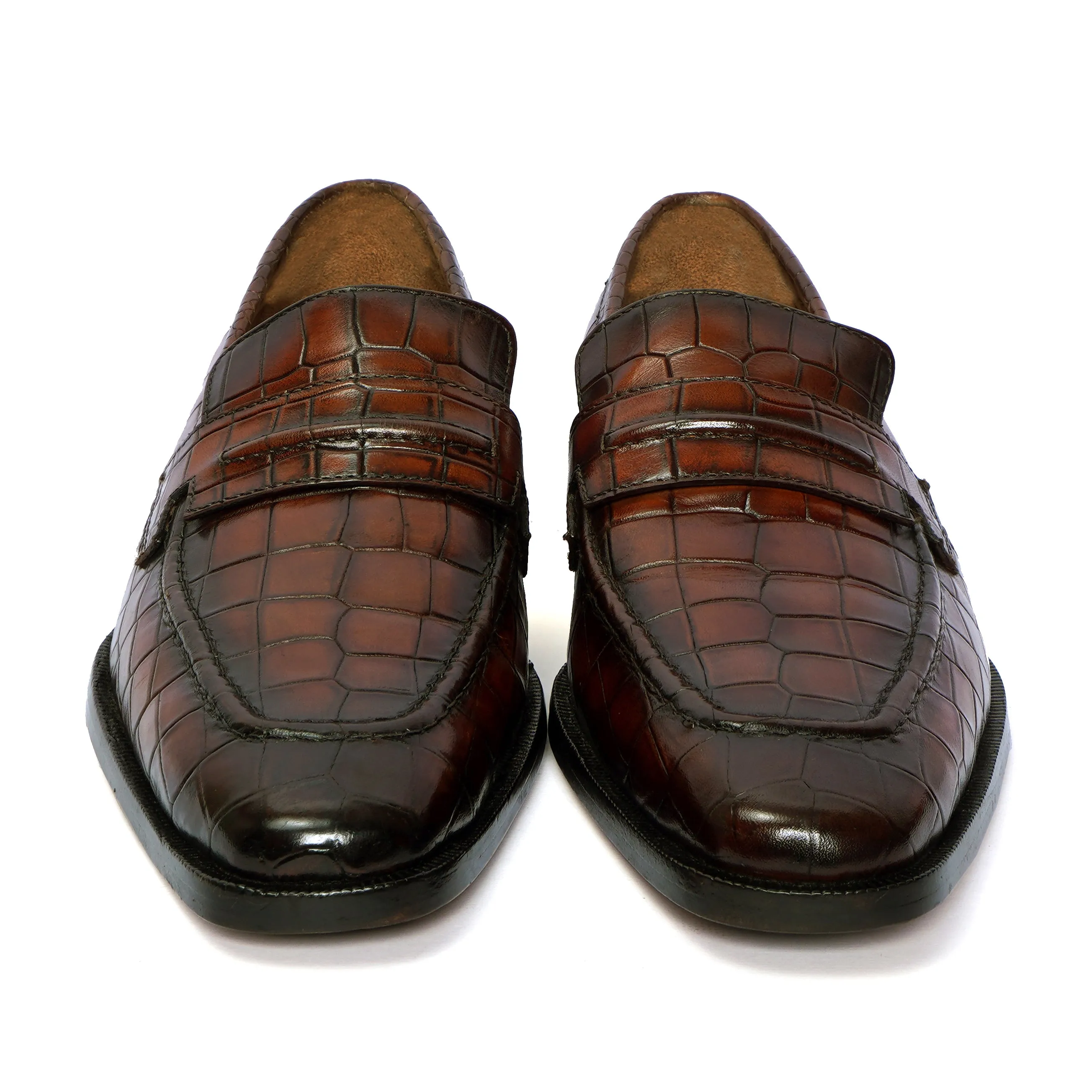 Smokey Finish Formal Loafer in Deep Cut Leather