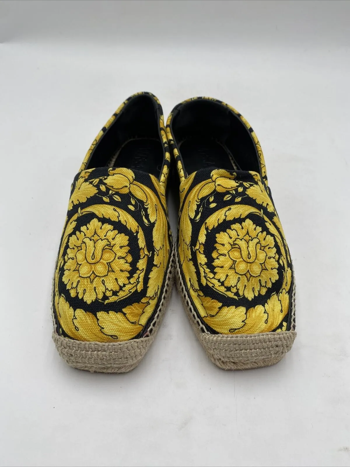 Versace Women’s Yellow Espadrilles Flats Yellow Size 36 - Very Good